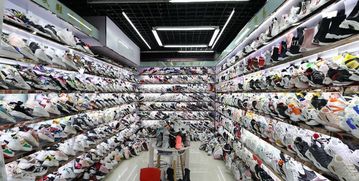 商貿(mào)城營業(yè)員招聘1名 義烏胡杰貿(mào)易