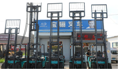 區(qū)域市場(chǎng)的標(biāo)兵丨&ldquo;2022 凱傲&middot;中叉網(wǎng)(京津冀)叉車和移動(dòng)機(jī)器人安全品質(zhì)萬(wàn)里行&rdquo;走進(jìn)衡水旭一商貿(mào)